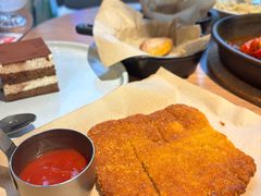 -必胜客(WOW阿罗海店)