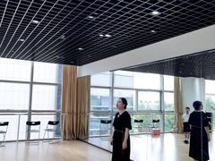 -小荧星艺校(浦东中环分校)