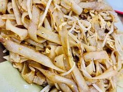 干炒牛河-贞姨美食·老字号海鲜大排档