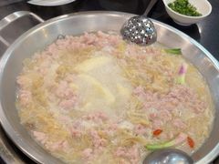 -老来福·非遗酸汤兔(凯旋路店)