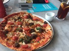 -Pizza Express(机场T1店)