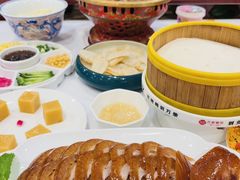 -万荣烤鸭店·北京菜(农光里店)