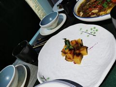 -忘忧草融合私房菜(红鼎国际店)
