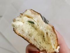 美式香葱碱水面包-WHEN PIGS FLY当猪飞