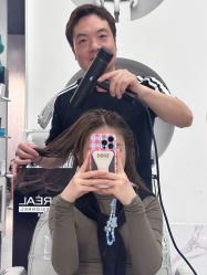 -PE SALON