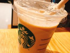 -星巴克(静安嘉里中心B2店)