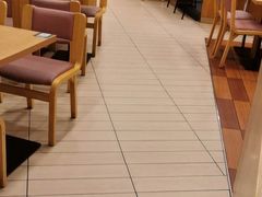 用餐区-德克士(澳德乐店)