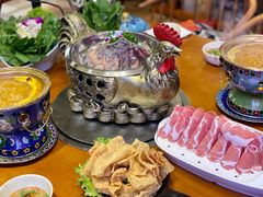 乌骨鸡-清真·噃茄树黄柿子火锅