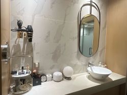 -香港倾城国际·美容美体中心