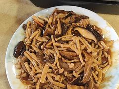 -王府酒店(兴华南街铁西百货店)