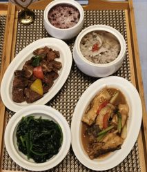 -臻康乃馨月子中心(集美店)