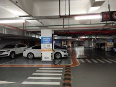 -龙湖虹桥天街-停车场