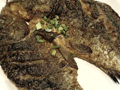 -郑贵初烧烤·烤凤爪的发明者(王家湾店)