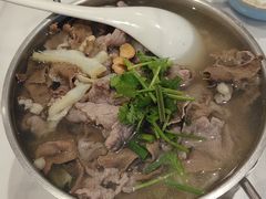 -犇逸·乐山跷脚牛肉·四川现炒(览海店)