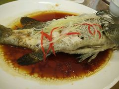 -顺峰渔港中国人的餐厅
