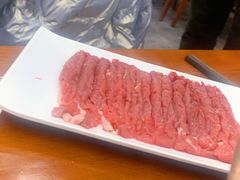 手切鲜牛里脊-岳合轩老北京涮肉