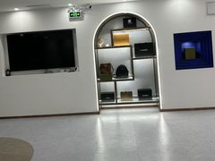 -聚云奢二手奢侈品黄金手表包包回收·中古店(三里屯总店)