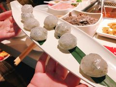 -海底捞火锅鲜切牛肉主题店(长寿路店)