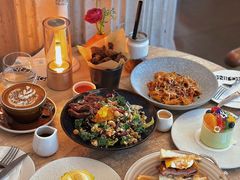 -玲婧胡同·生日蛋糕·餐厅(嘉里城店)