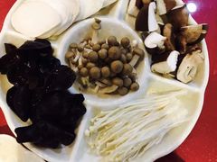 -清花阁乌拉满族火锅(厦门街店)