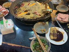 -星鸿社重庆老火锅(燃灯寺分店)