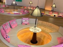 -涨巢·潮玩水疗局