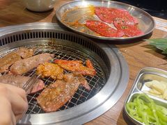 -明洞阿姨·韩式酱蟹烤肉·创意料理(三元桥店)