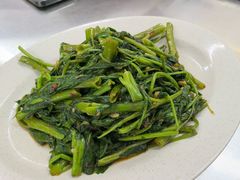 -明记烧鱼美味店