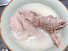 -大匠工房古船木艺术餐厅·猪肚鸡专门店(长白仙岛店)