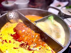 小嫩牛专利T型锅（一锅三吃）-热火朝天鲜切牛肉火锅(南强街巷店)