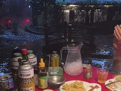 -二荆条·蜀鲜汇城市森林火锅