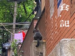 -八一路好吃街(雨田商务大厦店)