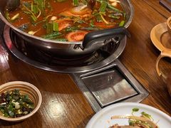 -亮欢寨酸汤鱼(沙冲路店)