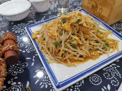 -八两八金·莱芜特色炒鸡(市南漳浦路店)