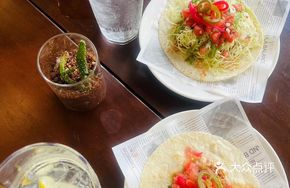 Smoked Chicken Tacos