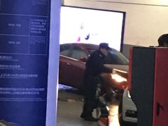 -梅赛德斯奔驰文化中心·停车场