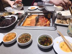 -海底捞火锅(宝龙广场夜宵主题店)