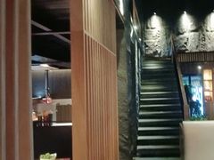 -山之屋炭火烧肉·生啤畅饮(大朗万科中央公园店)