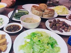 -清真吴记门钉肉饼·喜多利
