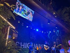 -拾光音乐餐酒吧(告庄星光夜市店)