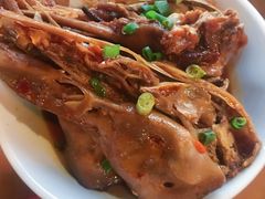 -琥珀老六龙虾(四里河店)