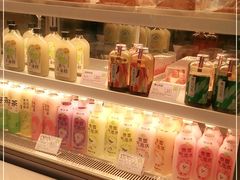 零售区-奈雪的茶(湖滨银泰in77C区PRO店)