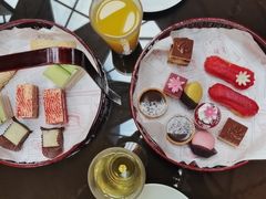 -上海滴水湖皇冠假日酒店