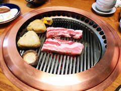 黑猪五花-炎蔵牛舌烤肉