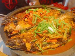 -鸣记脆皮烤鱼·海鲜烤鱼(三八广场店)
