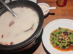 -乔街深夜食堂·小龙虾·高压锅生蚝(杭州总店)