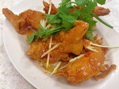 特色芒果虾球-明辉田鸡粥