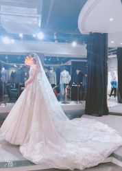 -艾米丽婚纱礼服