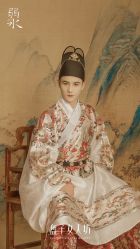 -盘子女人坊古装写真摄影(厦门总店)