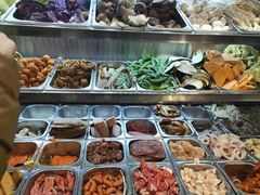 自助取餐区-愉肴麻辣香锅(中山路店)